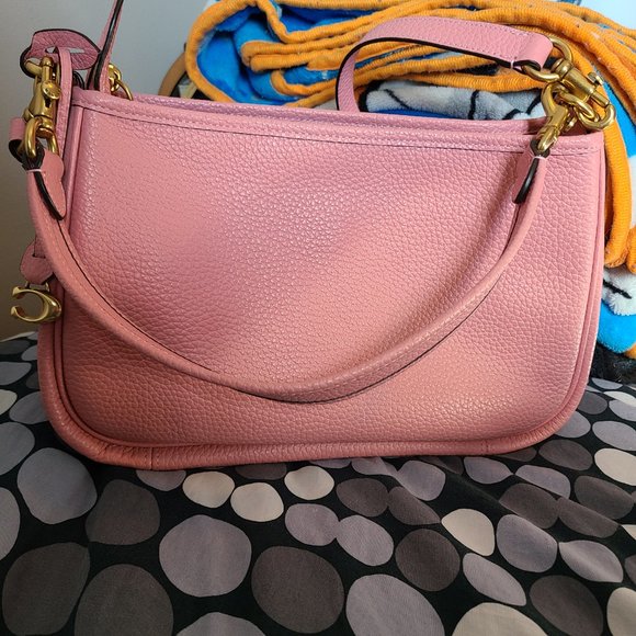 💢SOLD💢Coach Cary crossbody - Picture 7 of 8